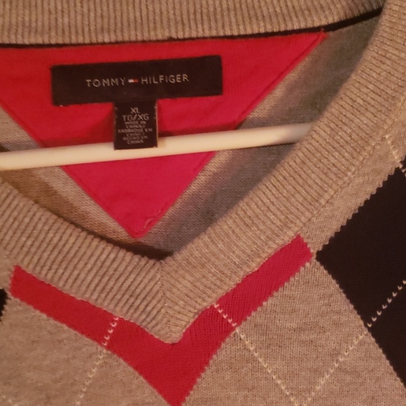 Tommy hilfiger sweater - Picture 2 of 2
